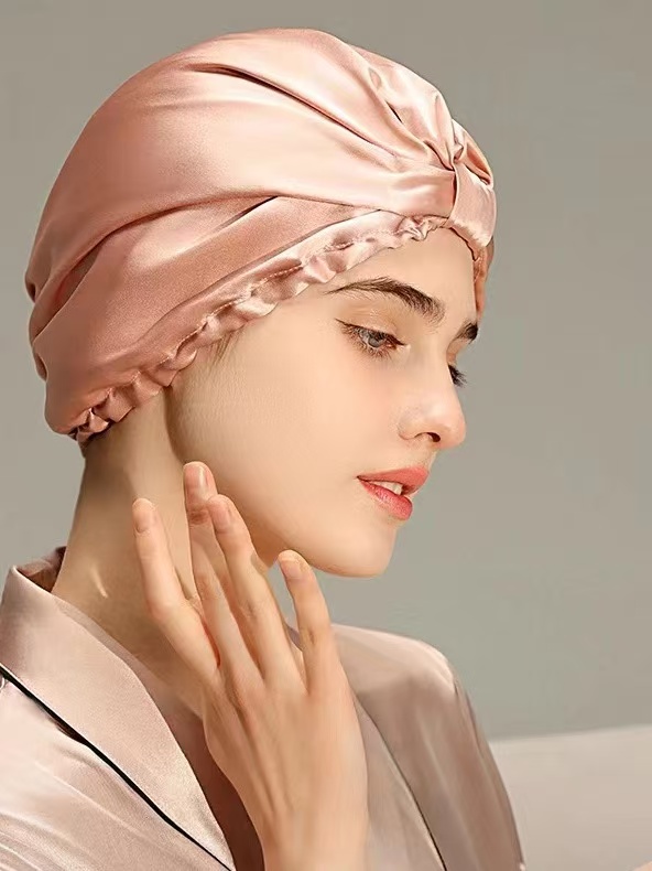 ШЕЛКОВАЯ ШАПОЧКА