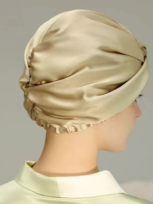 ШЕЛКОВАЯ ШАПОЧКА